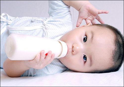 2岁宝宝可以喝鲜奶吗？